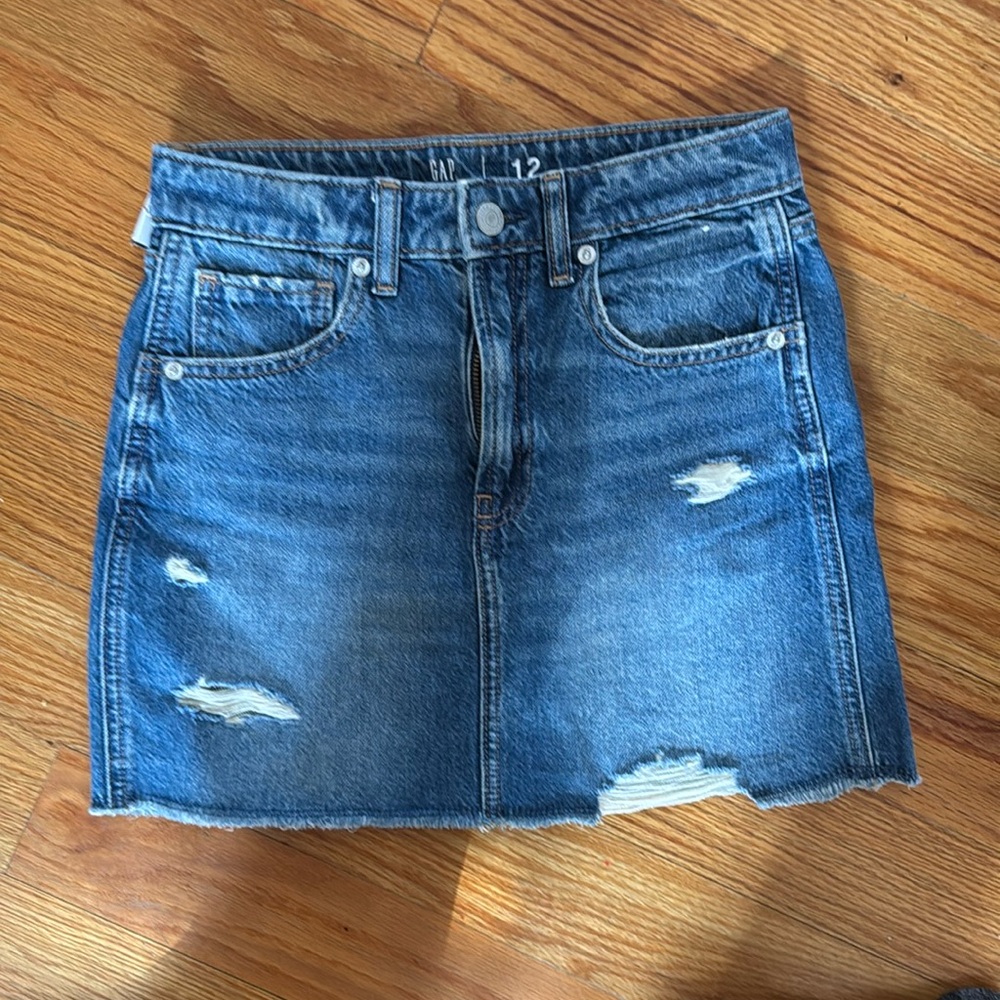 GAP kids Jean skirt - size 12 (like new)
